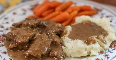 Serve the cube <b>steaks</b> and gravy over noodles or mashed potatoes. . Baked steak with lipton onion soup mix